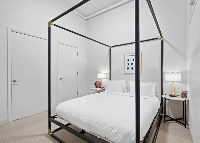 Cozysuites Roomy 1br, Downtown Pittsburgh